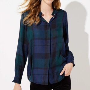 Ann Taylor LOFT Womens Button Front Shirt Sz Small Blue Green Plaid Rayon Blend